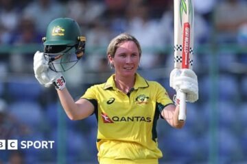 Beth Mooney talks World Cup finals, injuries and playing in an Australian team for the generations