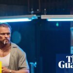 Macbeth Review – A terrifying confinement with bloodied and drunk gangsters | Royal Shakespeare Company