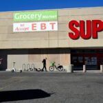 No federal food aid will be disbursed on November 1, the Trump administration posts on the USDA website