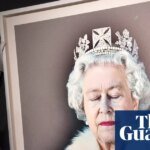 Artist sues for co-author credit on Chris Levine’s Portraits of the Queen | Photography