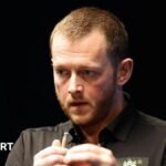 Northern Ireland Open: Home favorites Mark Allen and Jordan Brown advance to round of 16 in Belfast