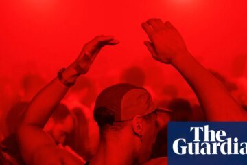 “I can do whatever I want at the moment”: Why more people go to parties, festivals and clubs alone | music