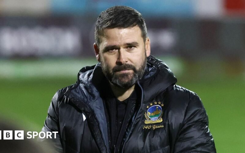 Irish Premier League: ‘Embarrassed’ Linfield manager Healy ‘almost booed himself’ after defeat to Portadown