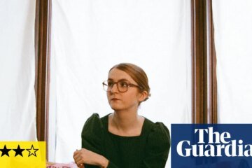 Jennifer Walton: Girls Review – An Elegant and Painful Beginning | music