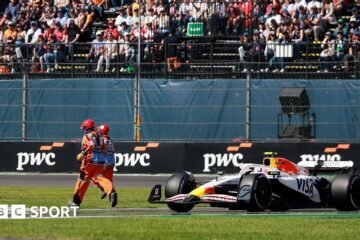 Mexico City Grand Prix: Liam Lawson almost misses with Formula 1 marshals