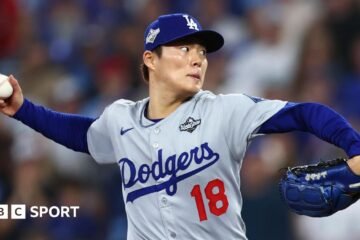 MLB World Series Game 2: Los Angeles Dodgers beat Toronto Blue Jays 5-1 to tie 1-1