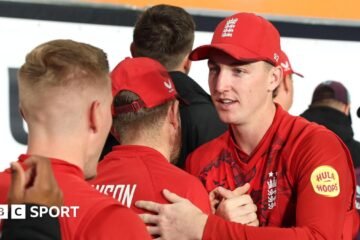 England at New Zealand: The third T20 was abandoned after more rain with the tourists winning the series