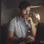 How to manage crypto volatility