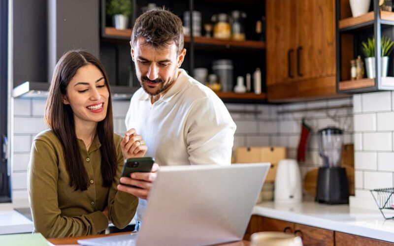 Hold or flip? How to determine the best approach for you to invest in cryptocurrencies