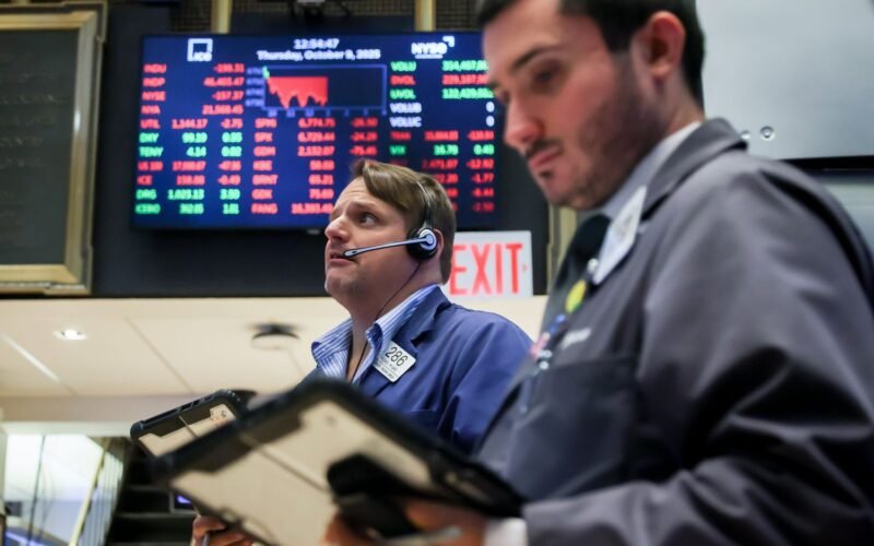 Index Plunges as Trump Threatens Hiking Tariffs on China