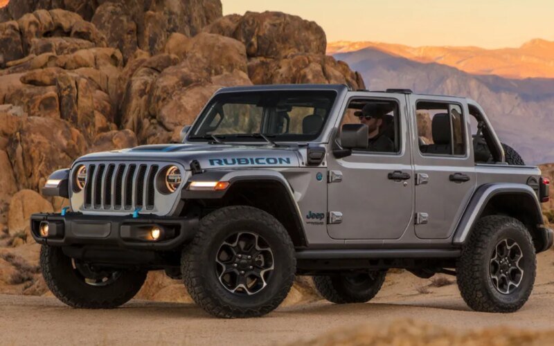 Jeep Wrangler 4xe Owners Still Waiting for Answers a Week after an Update Bricked Their Cars