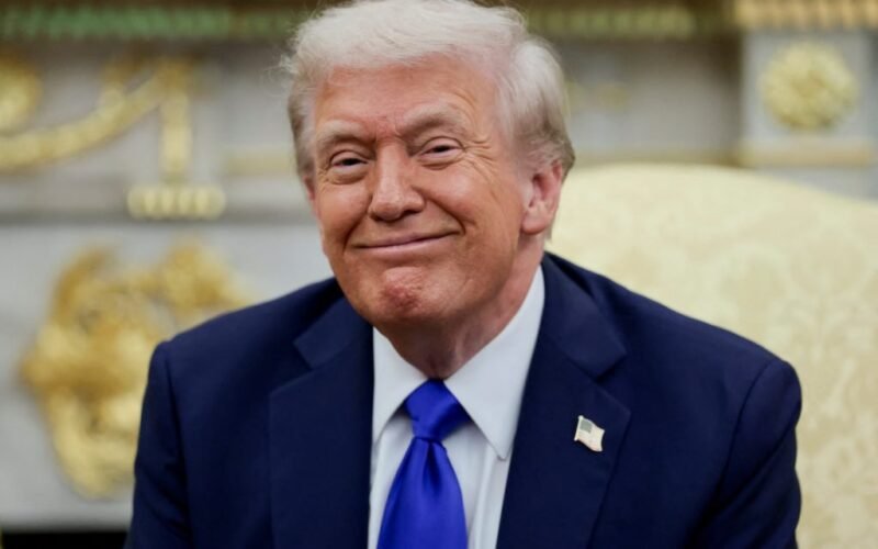 Trump threatens no back pay for furloughed federal workers after shutdown ends
