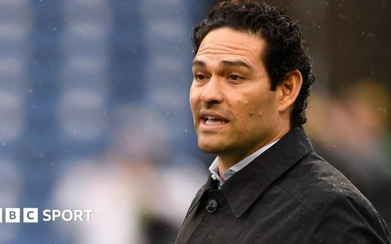 Former NFL quarterback Mark Sanchez released from hospital after stabbing