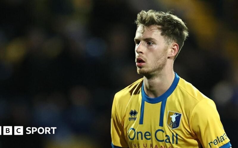 Jamie McDonnell: Mansfield midfielder talks ‘bounce back’ football.