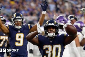 NFL: The Los Angeles Chargers beat the Minnesota Vikings 37-10 on Thursday Night Football