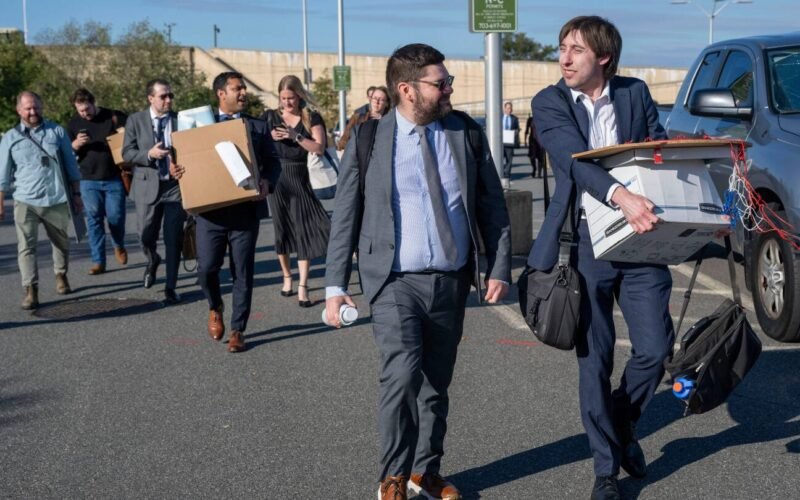 Journalists exit Pentagon rather than agree to new reporting rules