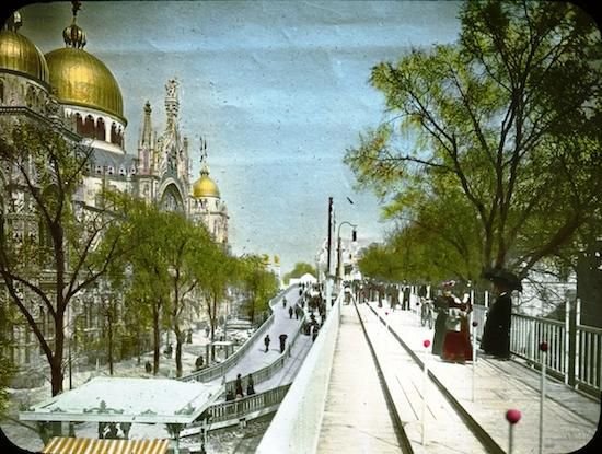 Paris Had a Moving Sidewalk in 1900, and a Thomas Edison Film Captured It in Action
