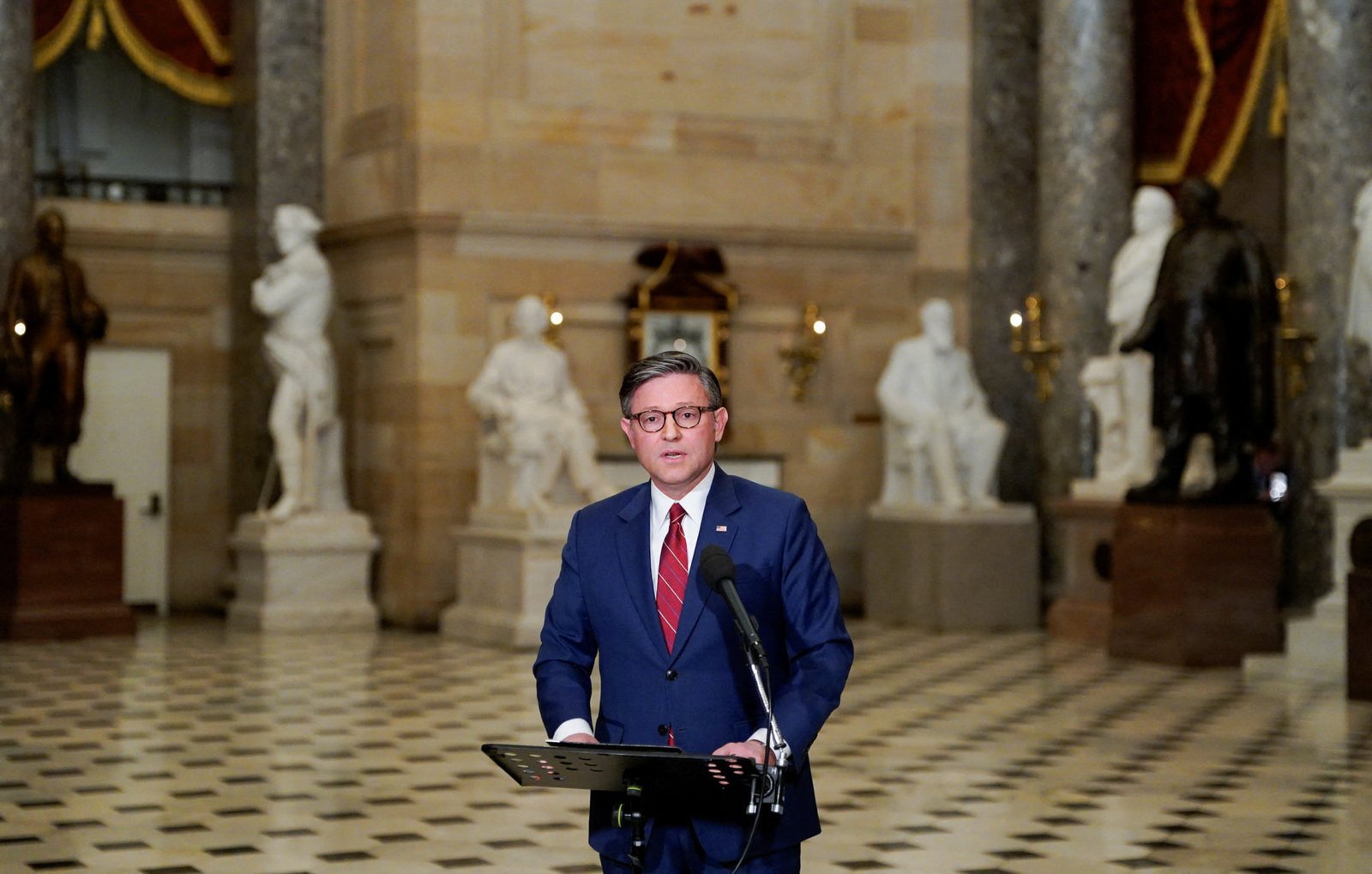 The US House of Representatives returns to Washington to vote on the closure