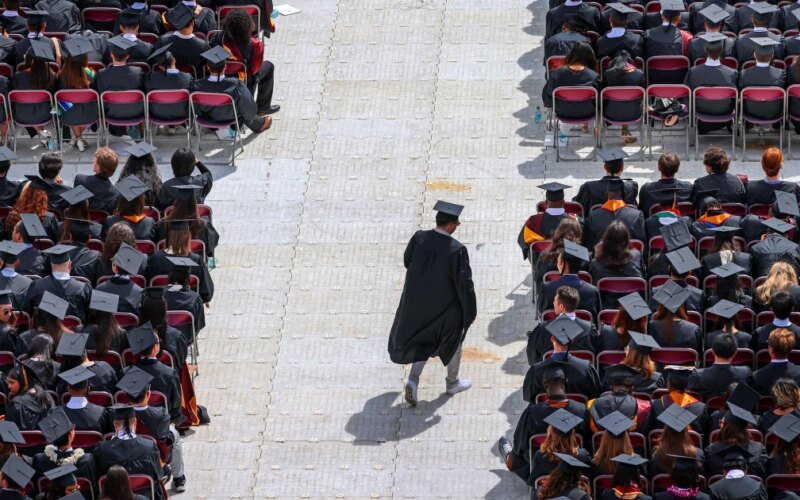 In a dramatic shift, Americans no longer see four-year college degrees as worth the cost