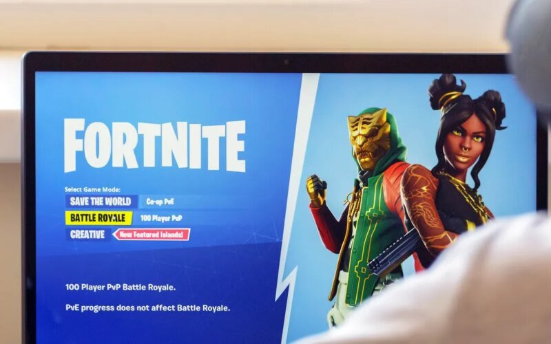 Activists are using ‘Fortnite’ to fight ICE