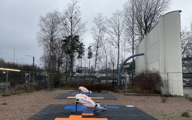 Behind the scenes of drone food delivery in Finland