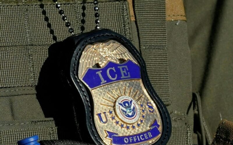 US gives local police a face-scanning app similar to one used by ICE agents
