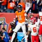 Predictions, odds and picks for Kansas City Chiefs vs. Denver Broncos in Week 17 TNF Christmas Day Game