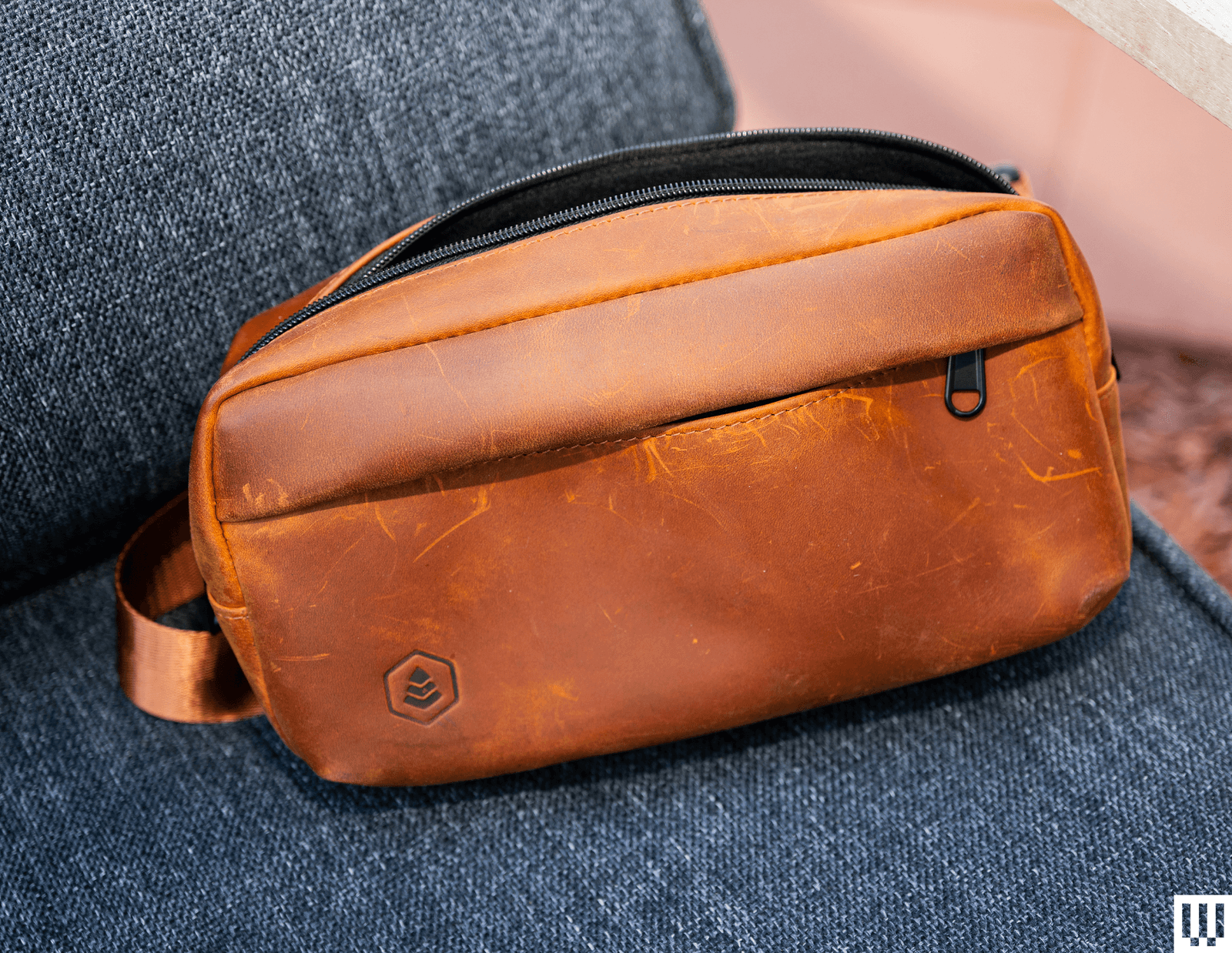 Evergreen Legacy Camera Sling