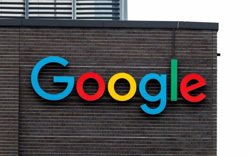 Google is testing an overview of AI-powered articles on the Google News pages of specific publications