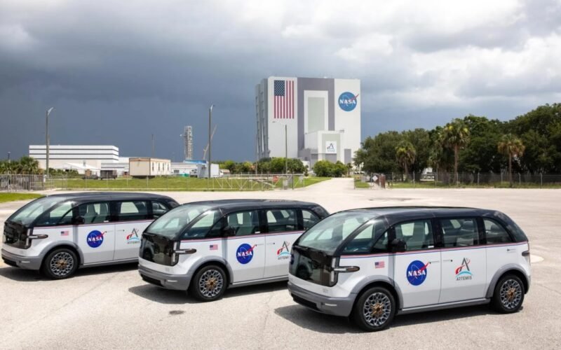 NASA and USPS stop using Canoo EVs despite CEO pledge of support