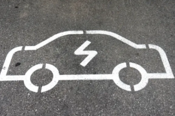 Anode-Free Battery Doubles Electric Vehicle Driving Range