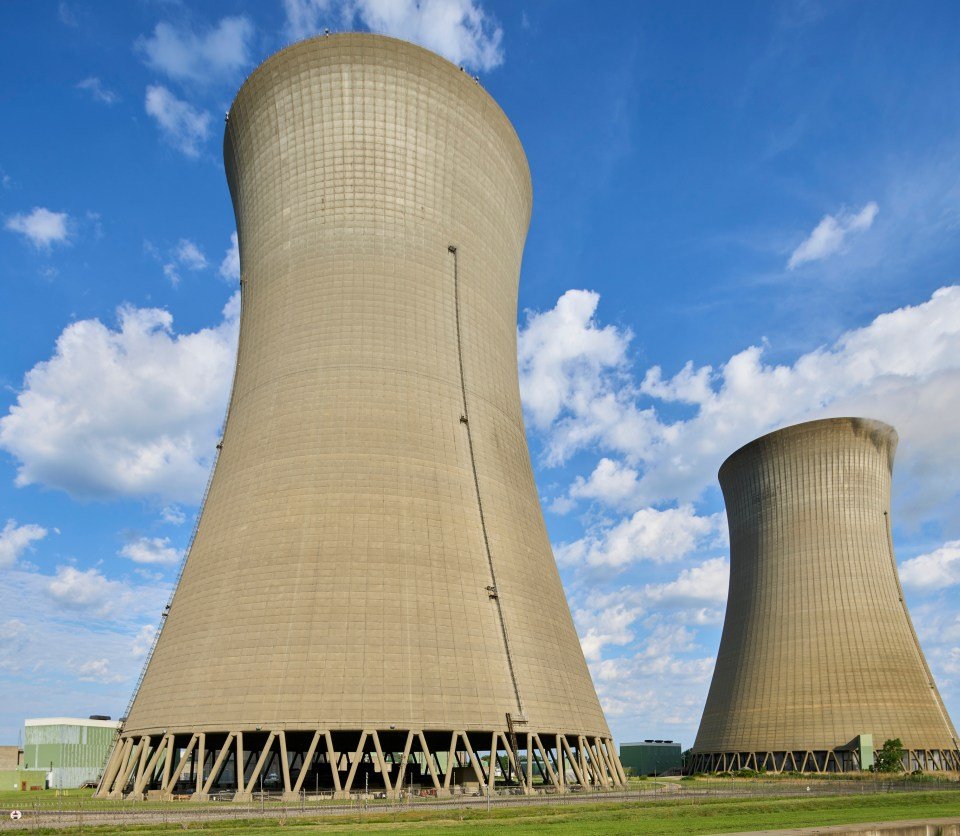 Image of a Vistra nuclear power plant