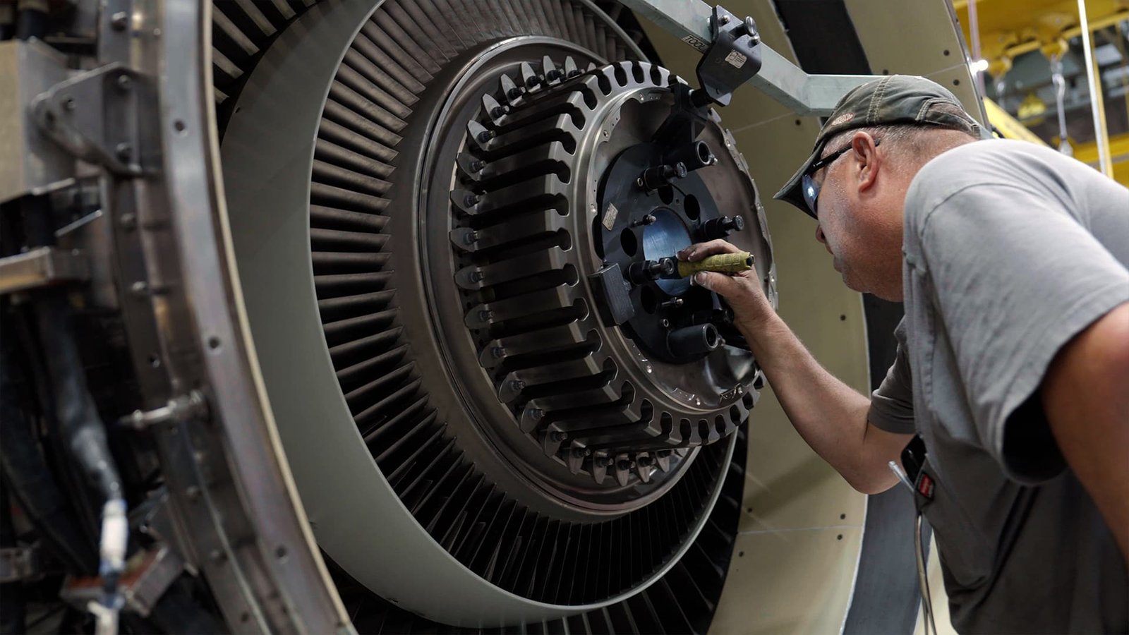 Why are airlines like American scrambling to make their engines last longer?