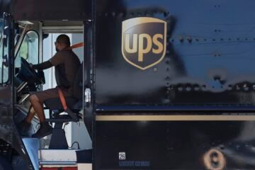 UPS will cut an additional 30,000 Amazon jobs and scrap its transformation plan