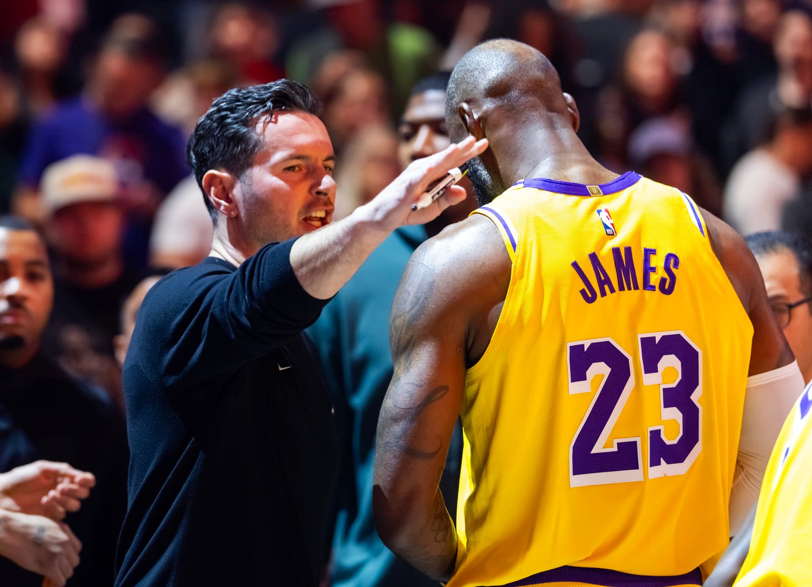Lakers legend praises JJ Redick for handling LeBron James