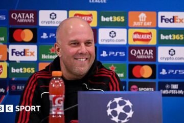 Arne Slott: Liverpool can still do ‘special things’ this season and Andy Robertson is set to stay