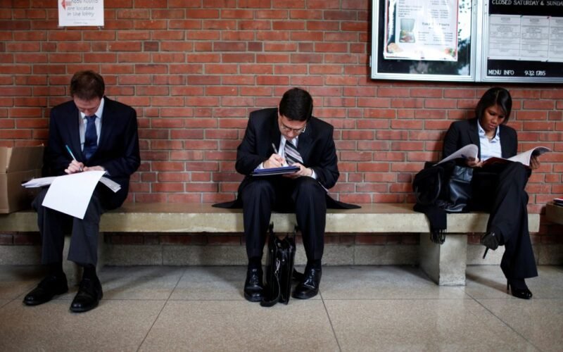 Fewer than expected Americans filed for unemployment benefits last week, as layoffs remain low