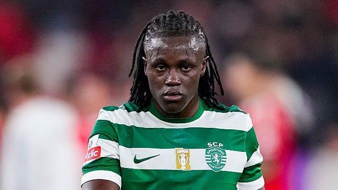 Giovanni Cuenda plays for Sporting Club in Portugal