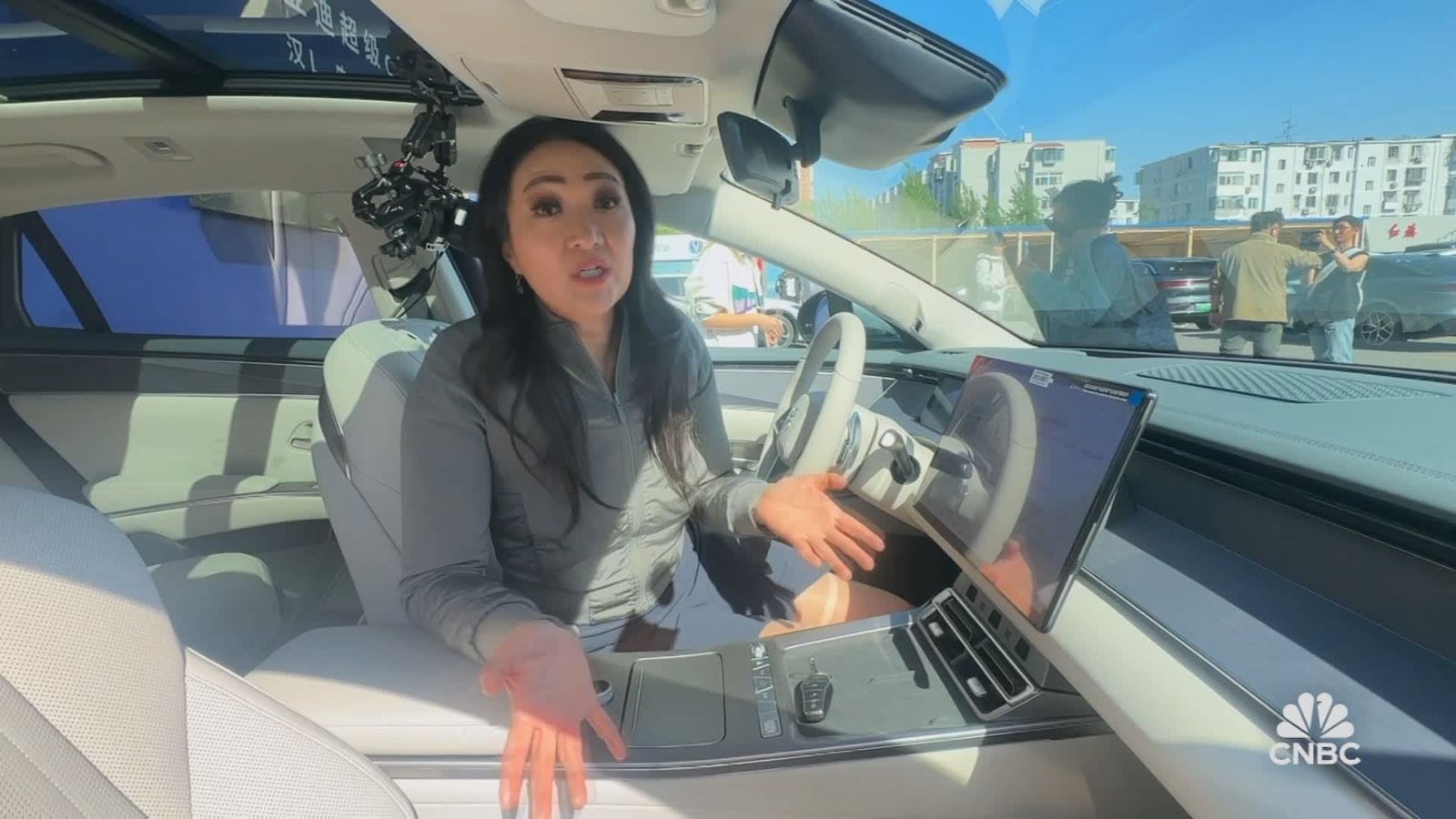 BYD Auto and Tesla: electric car battle in China