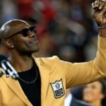 Terrell Owens over Bill Belichick, Robert Kraft shrugs