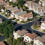 Mortgage rates fall below 6%, matching their lowest level since 2022