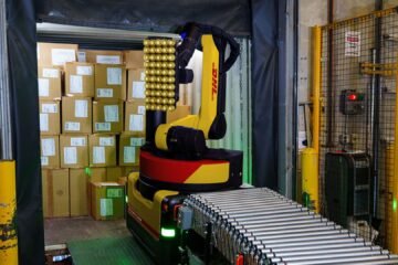 How logistics companies are bringing robots into warehouses