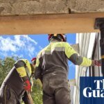 Firefighters in Sicily rescue 400 rare books from the library after a landslide | Italy