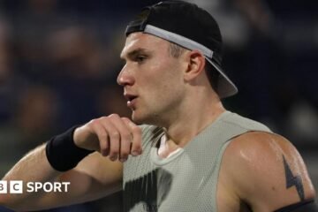 Jack Draper loses to Arthur Rinderkneich in the Dubai Tennis Championships