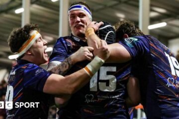 Edinburgh Mount came back to defeat Scarlets at URC