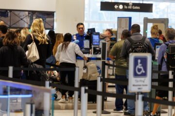 How the Department of Homeland Security shutdown affects travel in the United States