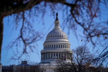 The House of Representatives approves a budget bill to end the partial government shutdown