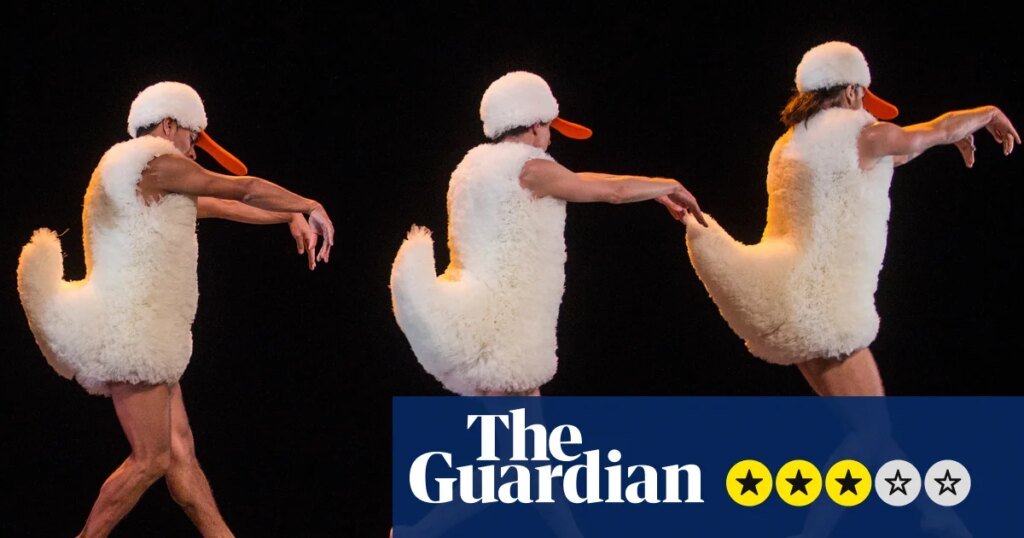Toto Review – A Cheeky Tribute to Ballet Containing Swan Lake Disco and Dirty Dancing Elevator | Dance