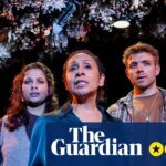 Worms Review – A Tragic Story of an Undetected Death Over a Year Ago | stage