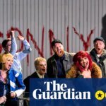 Review of The Rise and Fall of Mahagony City – A big, brash play on Brecht and Weil’s whiskey-soaked dystopia | English National Opera (ENO)